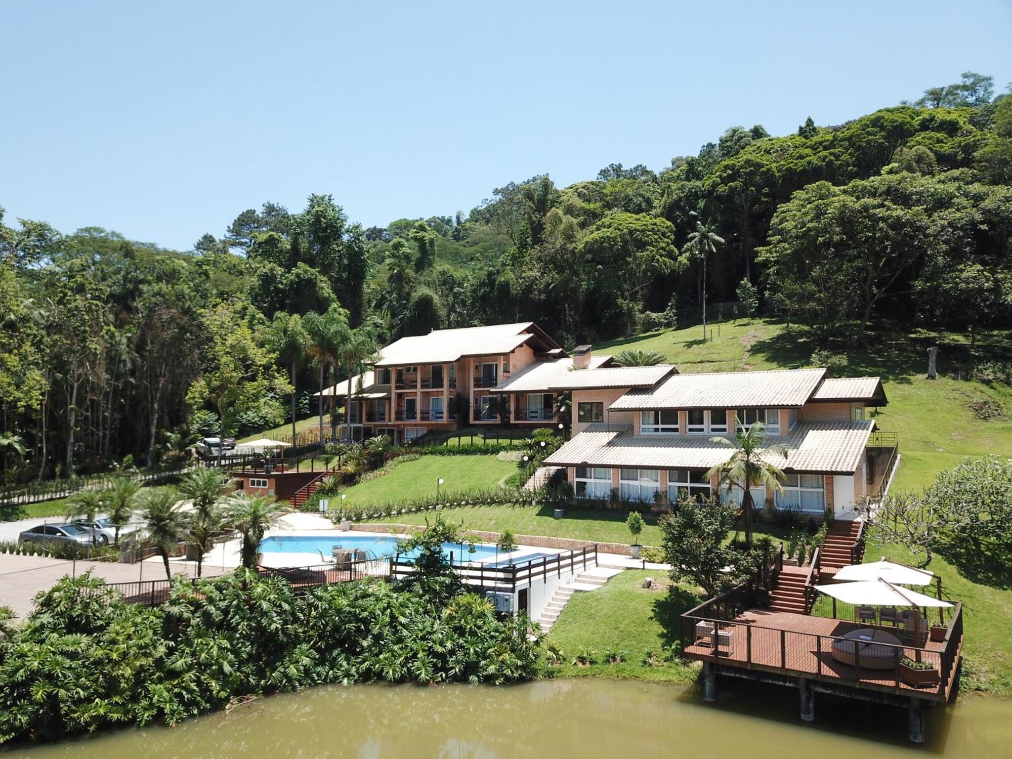 Village Du Lac Hotel Pomerode Exterior photo